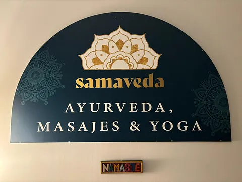 Samaveda; Ayurveda, Masajes, Alimentación, Yoga masaje